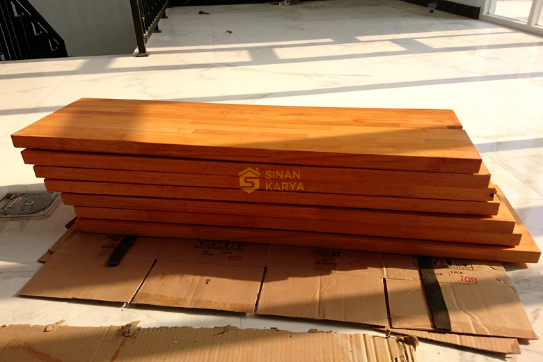 berbagai jenis kayu yang digunakan untuk furniture dan dekorasi dalam ruangan